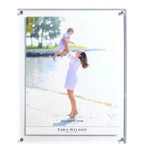 11 X 14 - CLEAR BEVEL WALL FRAME