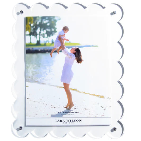 11 X 14 - CLEAR SCALLOP WALL FRAME
