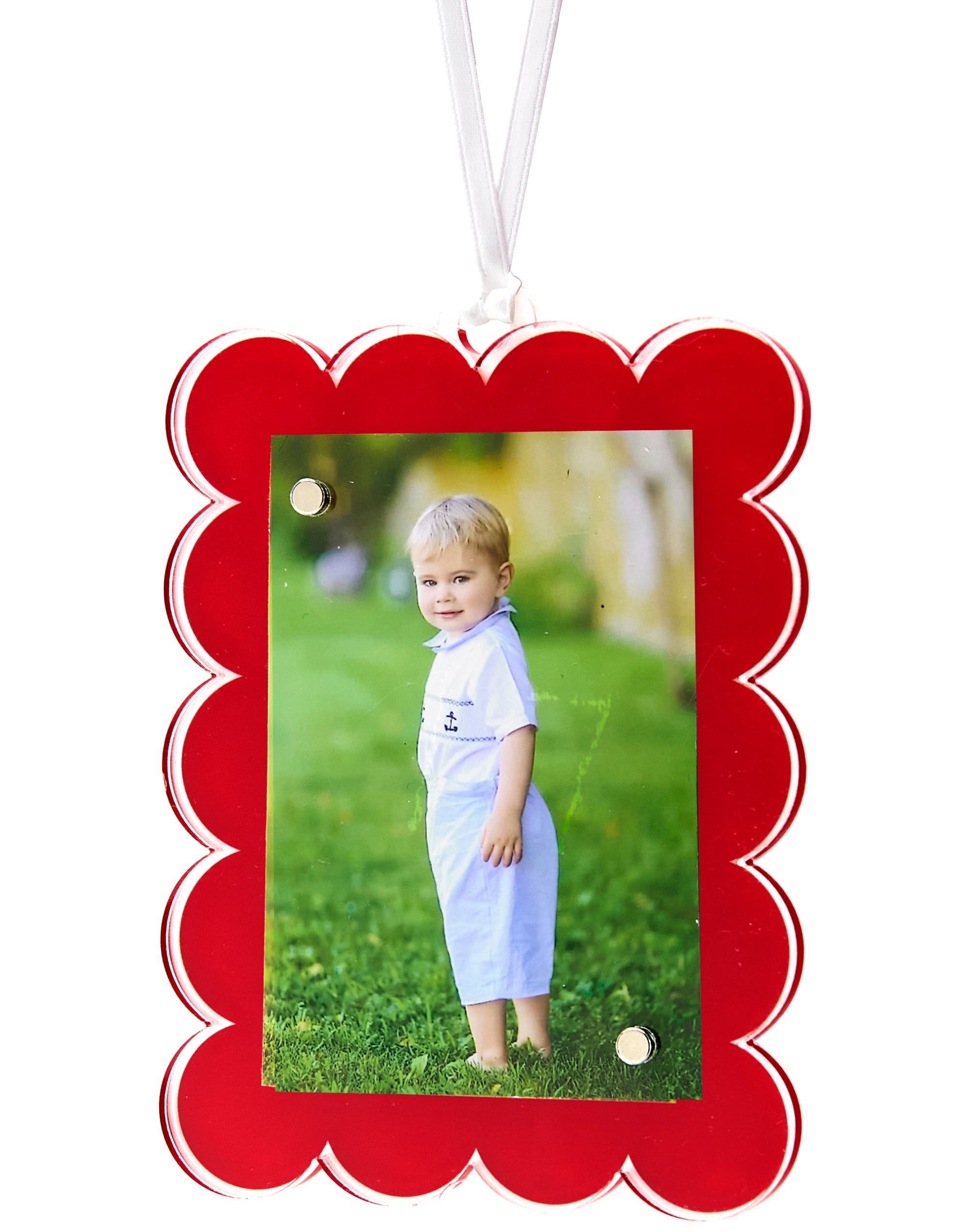 DOUBLE-SIDED SCALLOP ORNAMENT RED