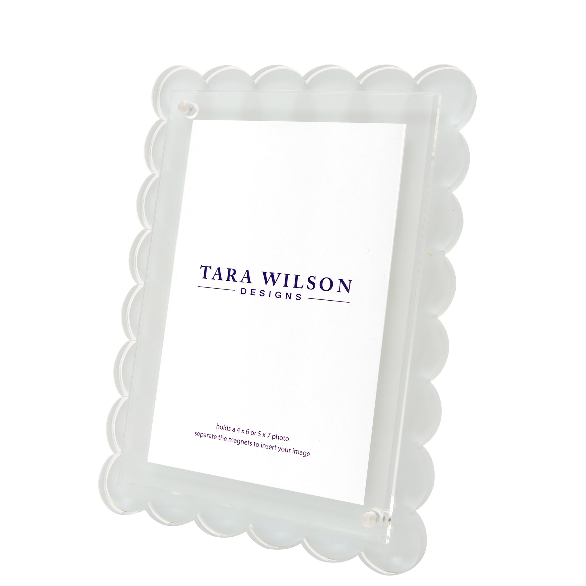 SCALLOP FRAME - LIGHT GREY