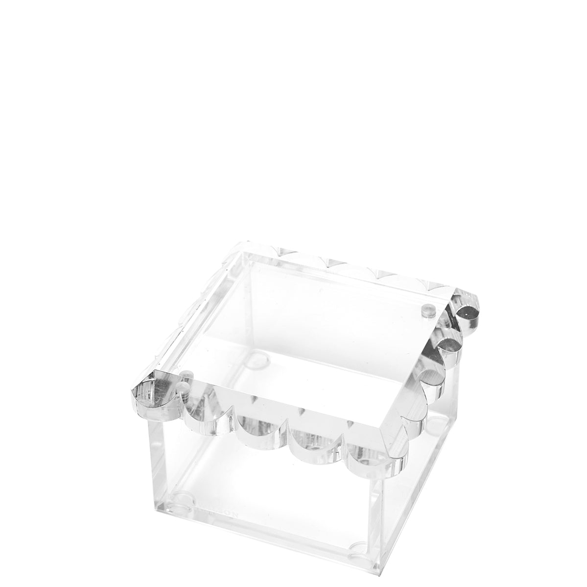 SQUARE SCALLOP PHOTO BOX